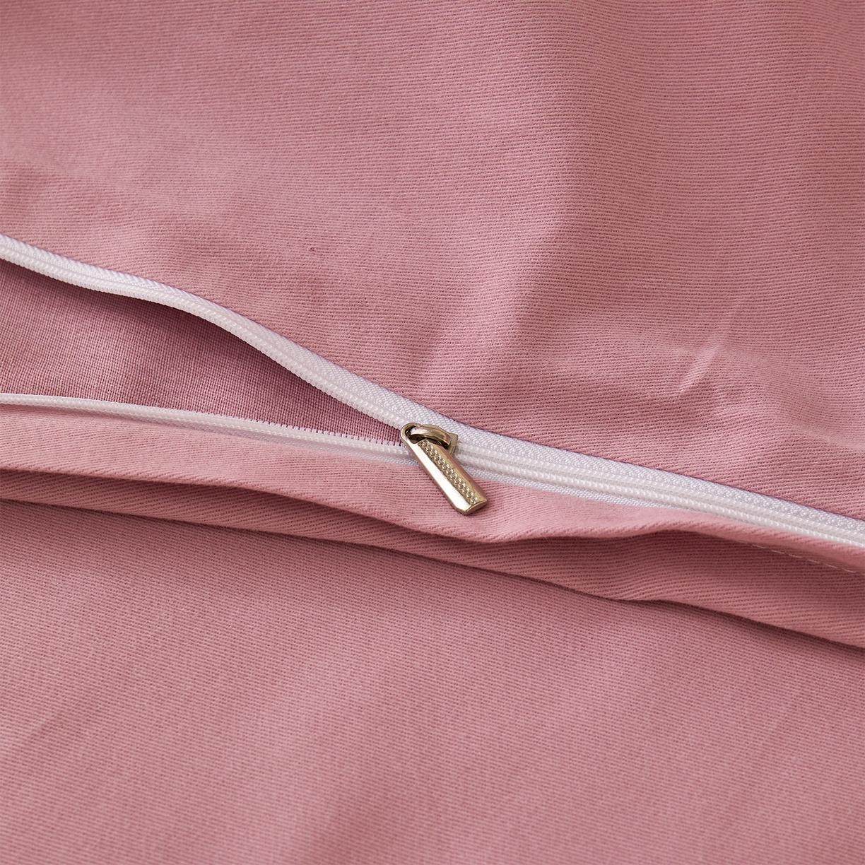 91家纺网 家纺一手货源 找家纺 元元家居（元元被业） 2025秋冬新款全棉纯棉磨毛纯色四件套 芝士粉