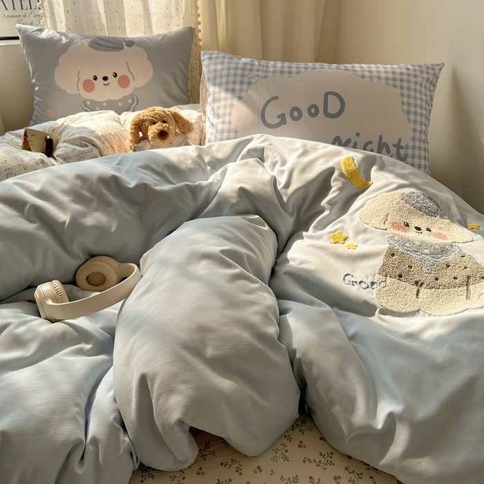 91家纺网 家纺一手货源 找家纺 澜妃 2025新款萌萌哒卡通毛巾绣四件套系列一 晚安月亮小狗