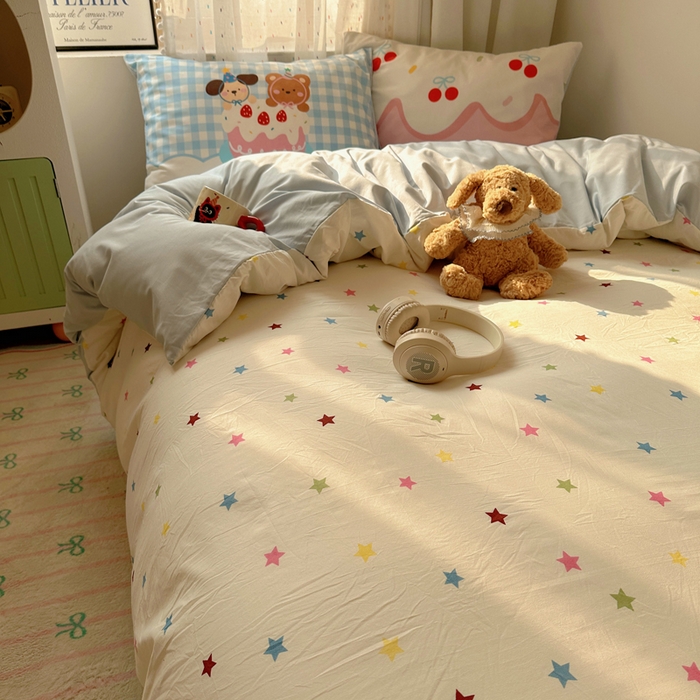 91家纺网 家纺一手货源 找家纺 澜妃 2025新款萌萌哒卡通毛巾绣四件套系列一 小狗吃蛋糕