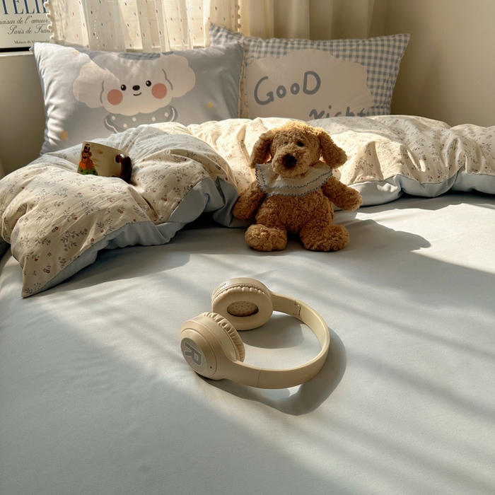 91家纺网 家纺一手货源 找家纺 澜妃 2025新款萌萌哒卡通毛巾绣四件套系列一 晚安月亮小狗