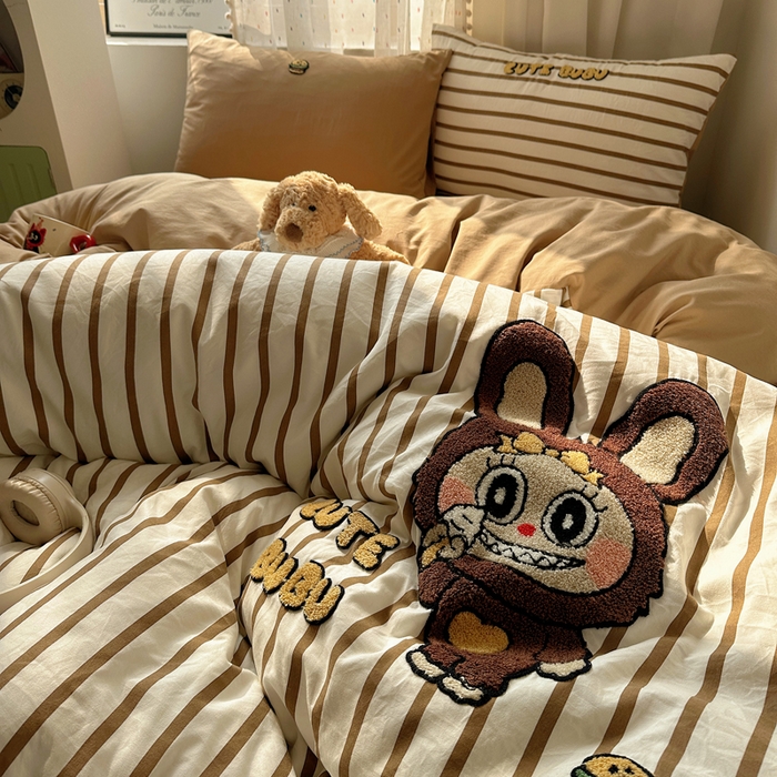 91家纺网 家纺一手货源 找家纺 （总）澜妃 2025新款萌萌哒卡通毛巾绣四件套系列一