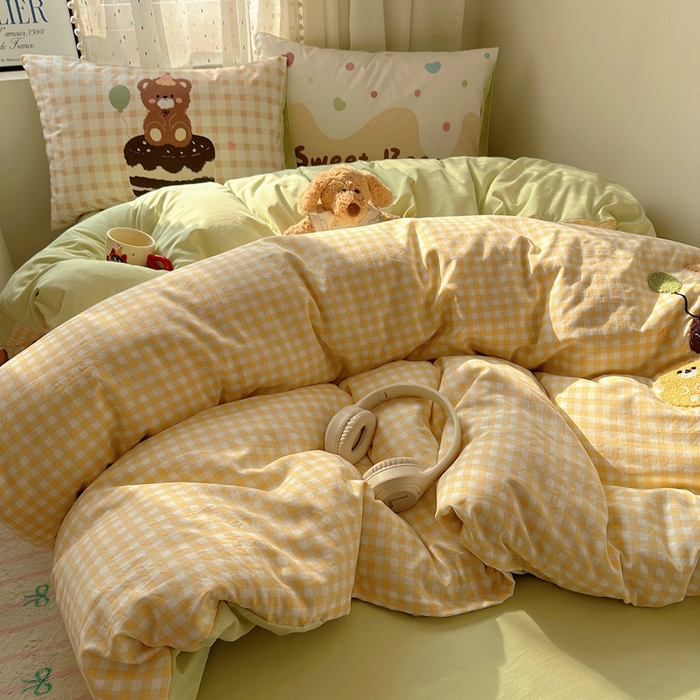 91家纺网 家纺一手货源 找家纺 澜妃 2025新款萌萌哒卡通毛巾绣四件套系列一 巧克力蛋糕熊