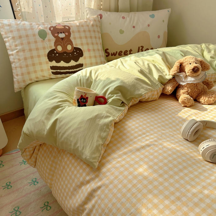 91家纺网 家纺一手货源 找家纺 澜妃 2025新款萌萌哒卡通毛巾绣四件套系列一 巧克力蛋糕熊