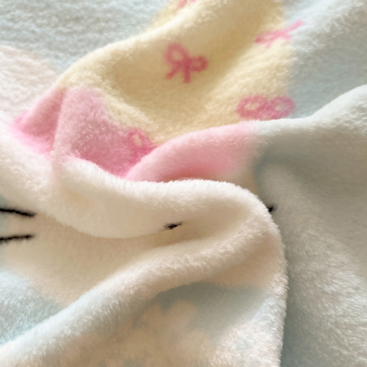 91家纺网 家纺一手货源 找家纺 如一 2025新款高克重卡通印花牛奶绒四件套第三批 粉粉兔