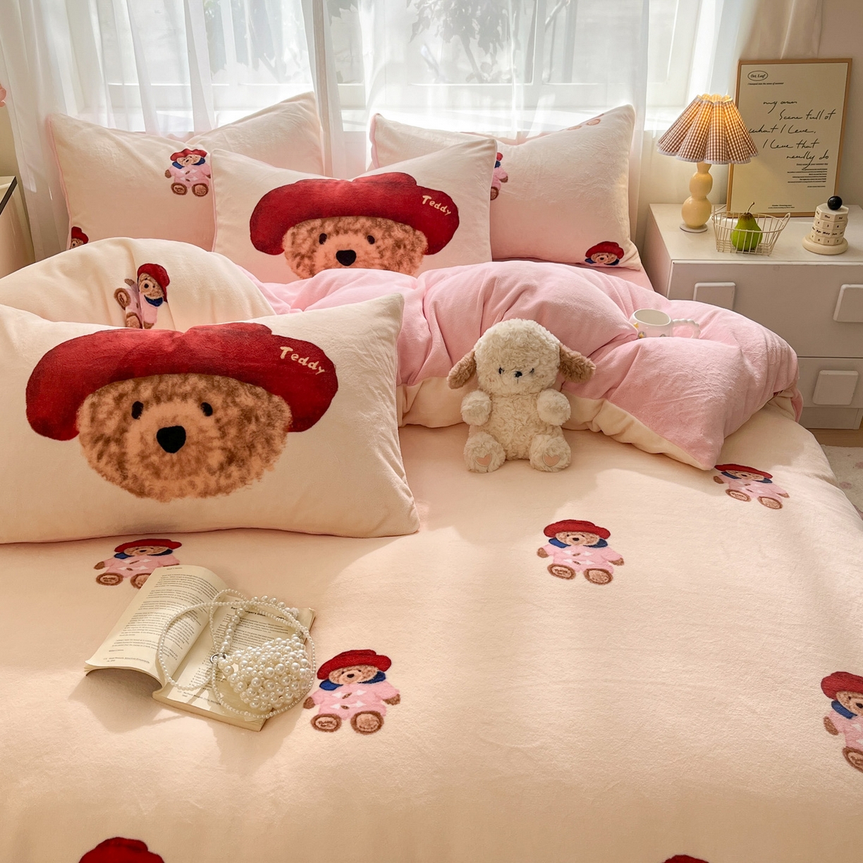 91家纺网 家纺一手货源 找家纺 如一 2025新款高克重卡通印花牛奶绒四件套第三批 贵族熊