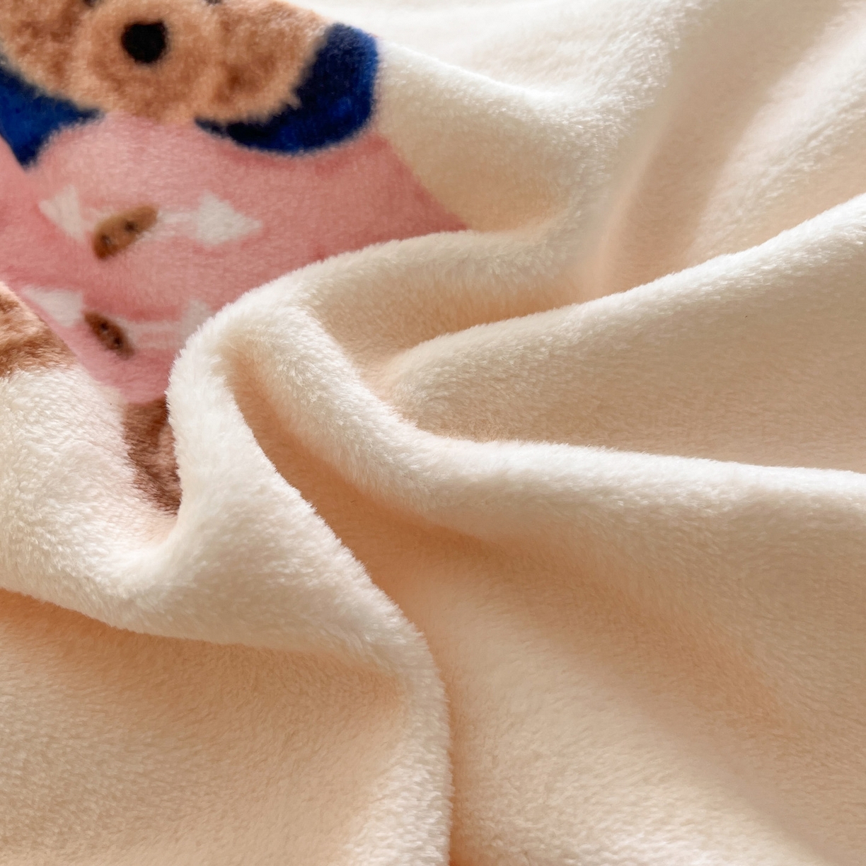 91家纺网 家纺一手货源 找家纺 如一 2025新款高克重卡通印花牛奶绒四件套第三批 贵族熊