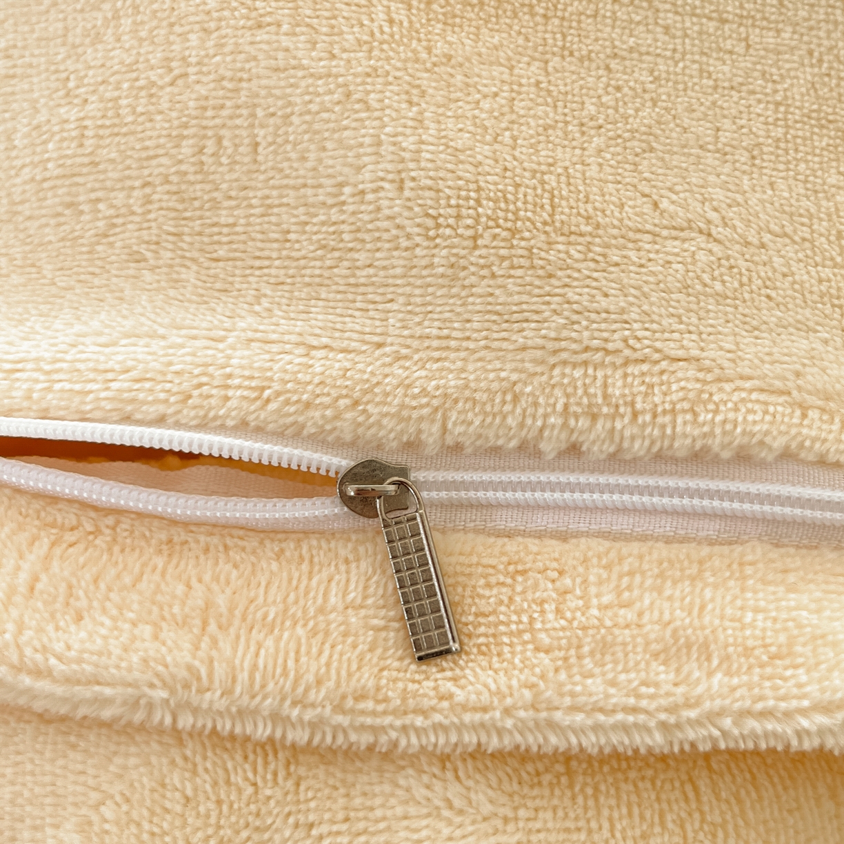 91家纺网 家纺一手货源 找家纺 如一 2025新款高克重卡通印花牛奶绒四件套第三批 猫咪粉