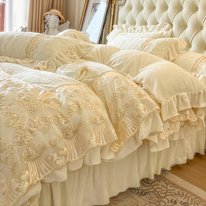 91家纺网 家纺一手货源 找家纺 瑞宝 2025新款全消光牛奶绒床盖四件套-华尔兹 华尔兹-奶油米（控价310起 ）