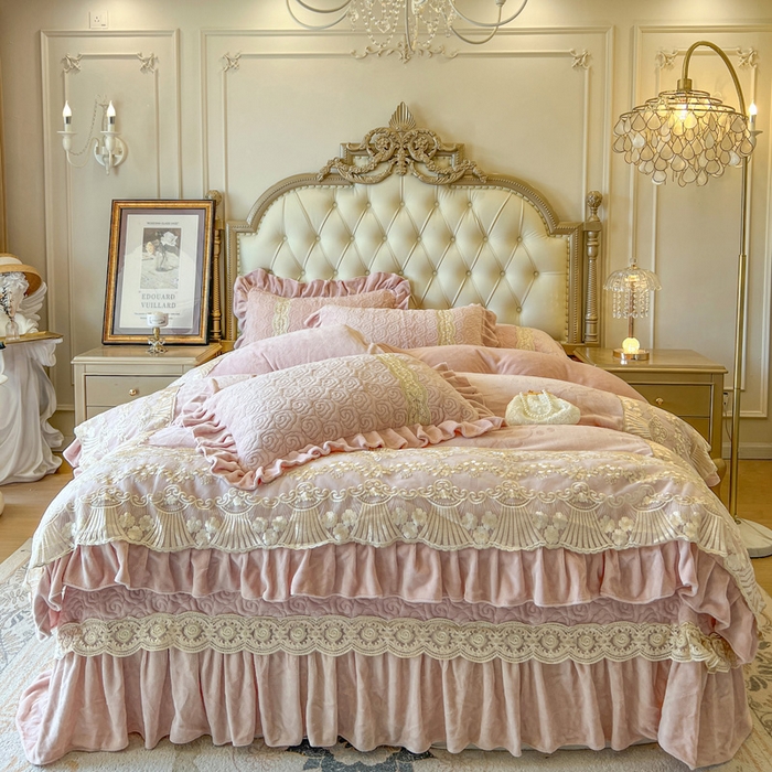 瑞宝 2025新款全消光牛奶绒床盖四件套-华尔兹 华尔兹-蜜粉（控价310起 ）