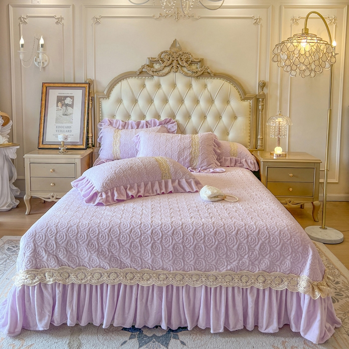 91家纺网 家纺一手货源 找家纺 瑞宝 2025新款全消光牛奶绒床盖四件套-华尔兹 华尔兹-香芋紫（控价310起 ）