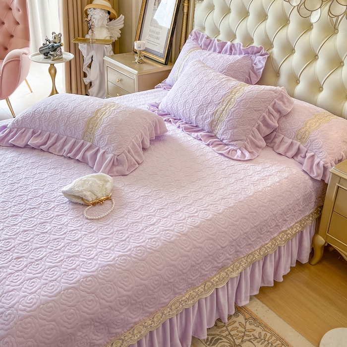 91家纺网 家纺一手货源 找家纺 瑞宝 2025新款全消光牛奶绒床盖四件套-华尔兹 华尔兹-香芋紫（控价310起 ）