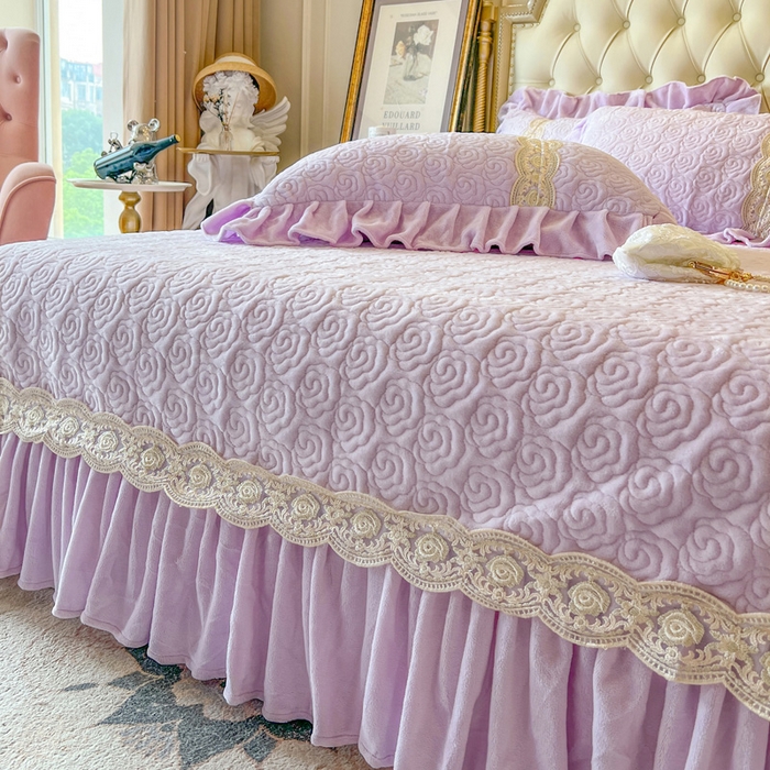 91家纺网 家纺一手货源 找家纺 瑞宝 2025新款全消光牛奶绒床盖四件套-华尔兹 华尔兹-香芋紫（控价310起 ）