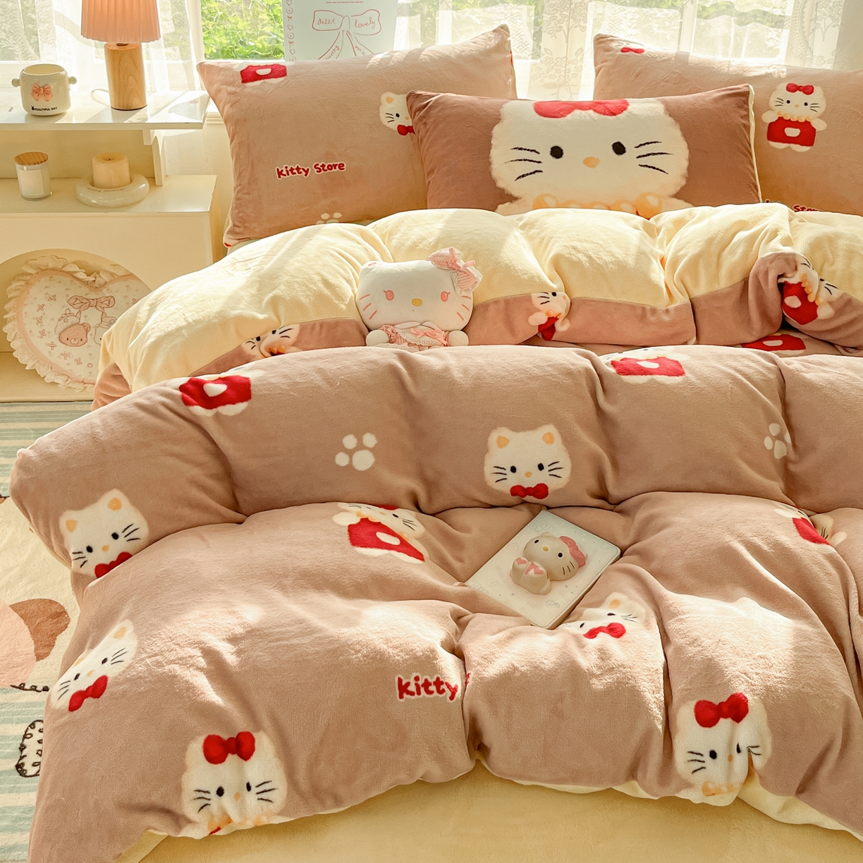 91家纺网 家纺一手货源 找家纺 如一 2025新款高克重卡通印花牛奶绒四件套第三批 猫咪咖