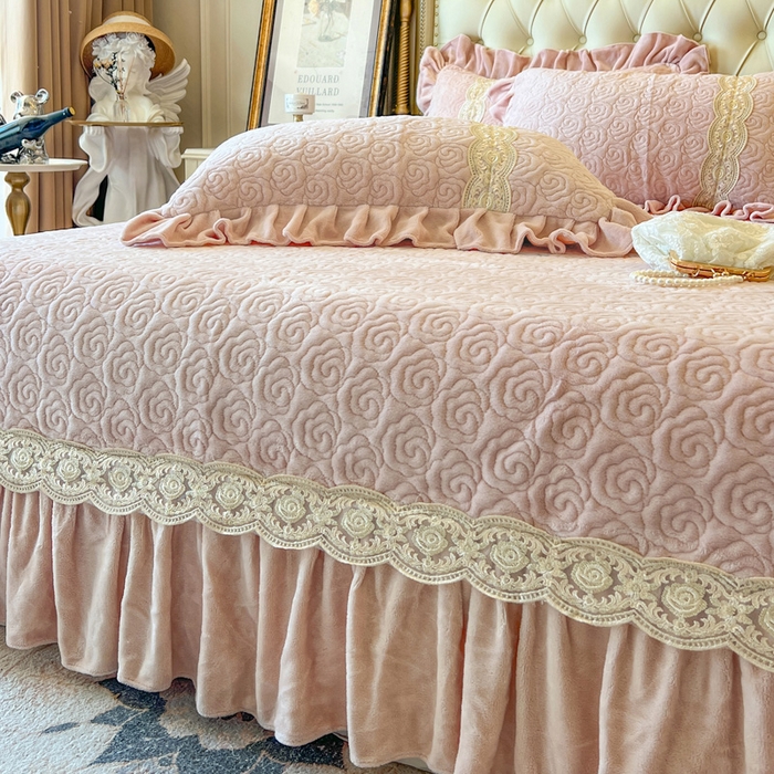 91家纺网 家纺一手货源 找家纺 （总）瑞宝 2025新款全消光牛奶绒床盖单件床盖单品单床盖床盖三件套-华尔兹