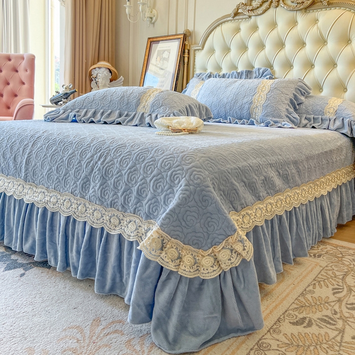 91家纺网 家纺一手货源 找家纺 瑞宝 2025新款全消光牛奶绒床盖单件床盖单品单床盖床盖三件套-华尔兹 华尔兹-星空蓝