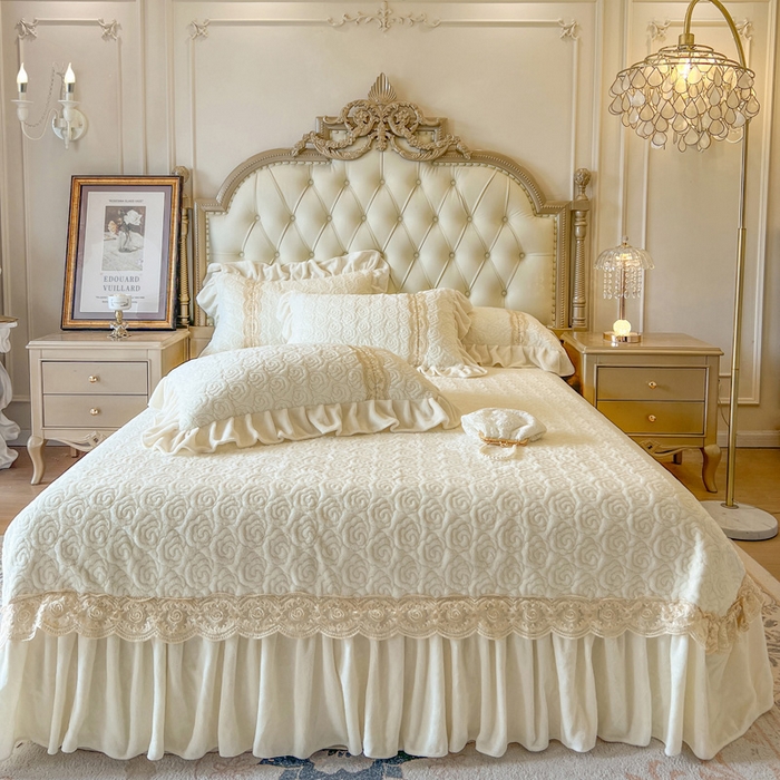 91家纺网 家纺一手货源 找家纺 瑞宝 2025新款全消光牛奶绒床盖单件床盖单品单床盖床盖三件套-华尔兹 华尔兹-奶油米