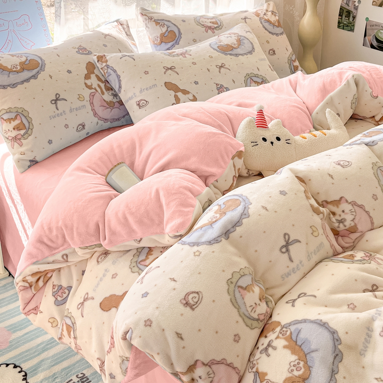 91家纺网 家纺一手货源 找家纺 如一 2025新款高克重卡通印花牛奶绒四件套第三批 小粉喵