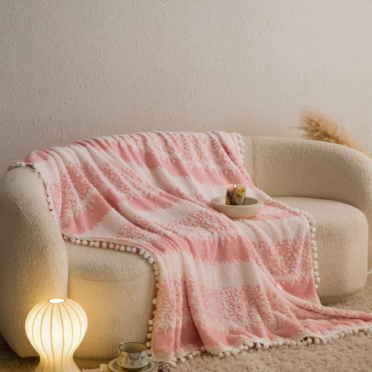 91家纺网 家纺一手货源 找家纺 （总）安莱生活 2025新款阳离子羊羔绒200克毛毯--森语雪球系列