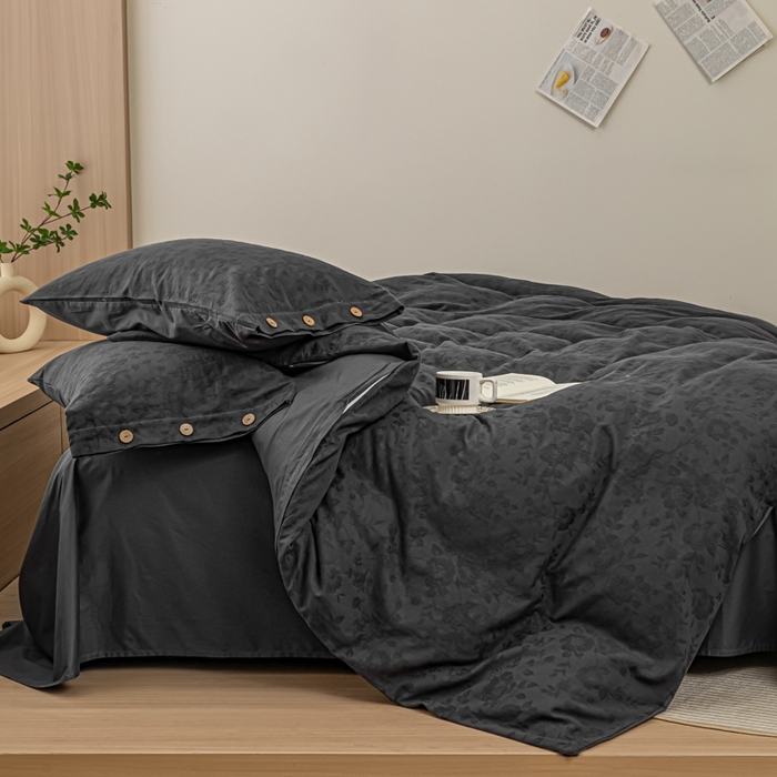 91家纺网 家纺一手货源 找家纺 （总）女子家纺 2025新款全棉三层水洗提花纽扣四件套