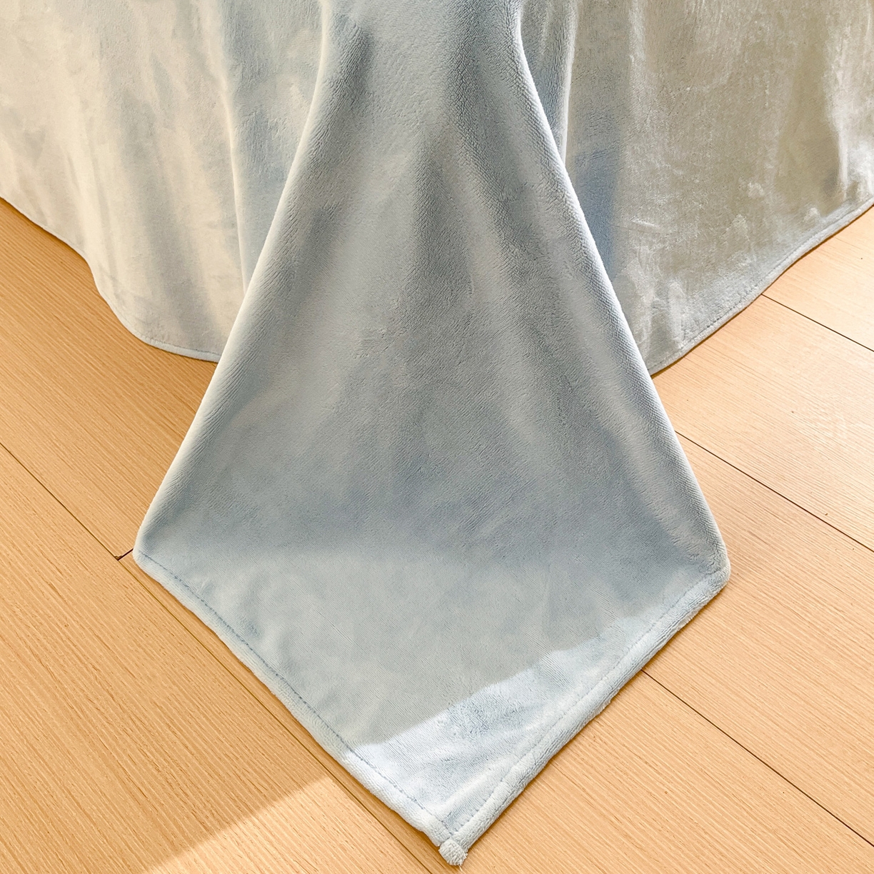 91家纺网 家纺一手货源 找家纺 如一 2025新款高克重卡通印花牛奶绒四件套第三批 慵懒猫