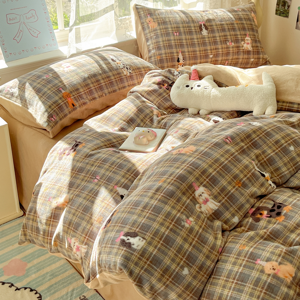 91家纺网 家纺一手货源 找家纺 如一 2025新款高克重卡通印花牛奶绒四件套第三批 棕格狗