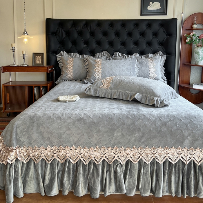 91家纺网 家纺一手货源 找家纺 瑞宝 2025新款宝宝绒床盖四件套-北欧风情（控价 308起） 北欧风情-高级灰