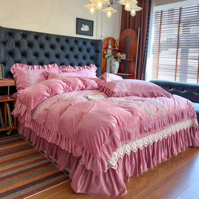 91家纺网 家纺一手货源 找家纺 瑞宝 2025新款宝宝绒床盖四件套-北欧风情（控价 308起） 北欧风情-豆沙