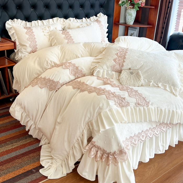 91家纺网 家纺一手货源 找家纺 瑞宝 2025新款宝宝绒床盖四件套-北欧风情（控价 308起） 北欧风情-高级米