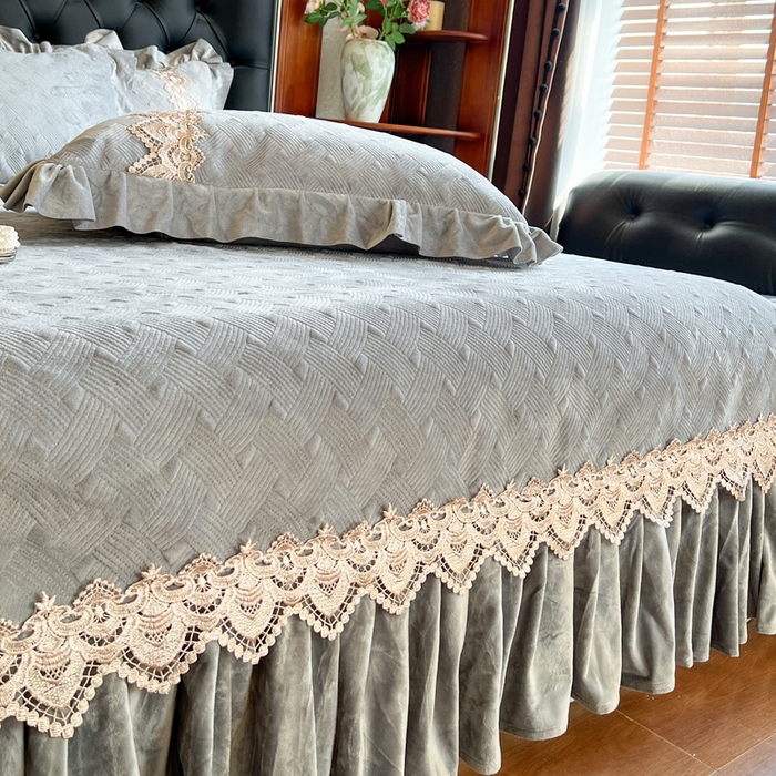 91家纺网 家纺一手货源 找家纺 瑞宝 2025新款宝宝绒床盖四件套-北欧风情（控价 308起） 北欧风情-高级灰