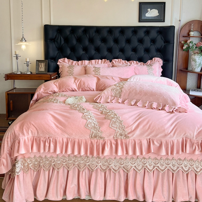 91家纺网 家纺一手货源 找家纺 瑞宝 2025新款宝宝绒床盖四件套-北欧风情（控价 308起） 北欧风情-粉玉