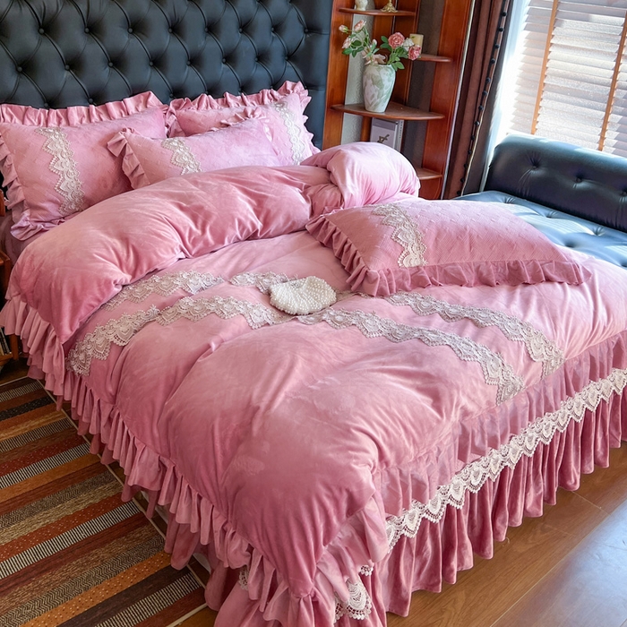 91家纺网 家纺一手货源 找家纺 瑞宝 2025新款宝宝绒床盖四件套-北欧风情（控价 308起） 北欧风情-豆沙