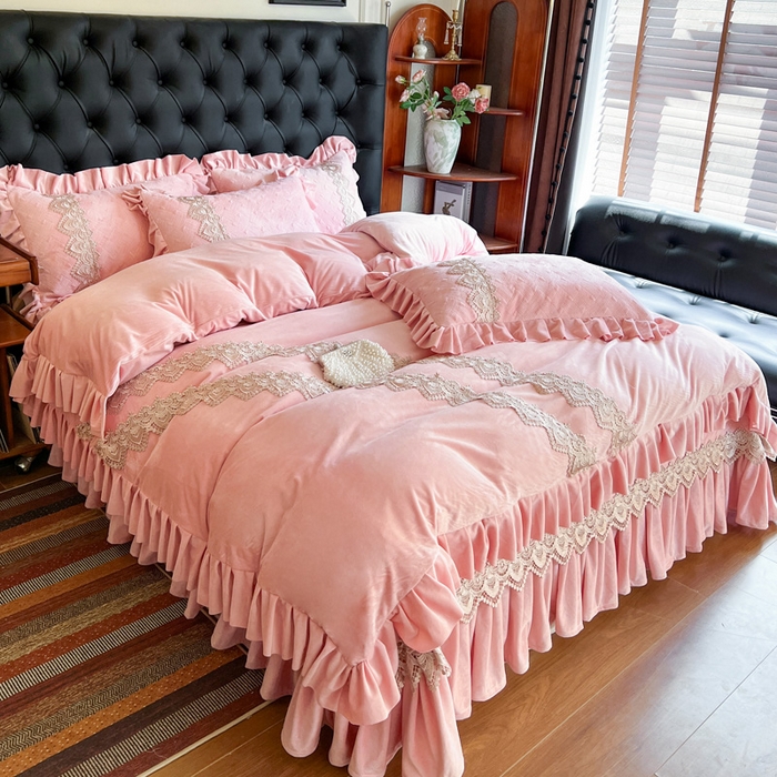 91家纺网 家纺一手货源 找家纺 瑞宝 2025新款宝宝绒床盖四件套-北欧风情（控价 308起） 北欧风情-粉玉