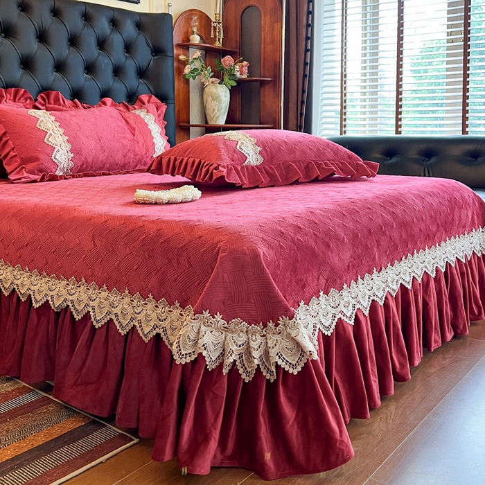 91家纺网 家纺一手货源 找家纺 瑞宝 2025新款宝宝绒床盖四件套-北欧风情（控价 308起） 北欧风情-酒红