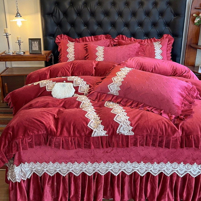 91家纺网 家纺一手货源 找家纺 瑞宝 2025新款宝宝绒床盖四件套-北欧风情（控价 308起） 北欧风情-酒红
