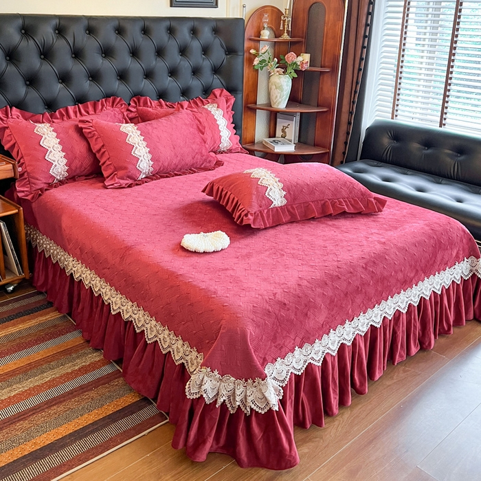 91家纺网 家纺一手货源 找家纺 瑞宝 2025新款宝宝绒床盖四件套-北欧风情（控价 308起） 北欧风情-酒红