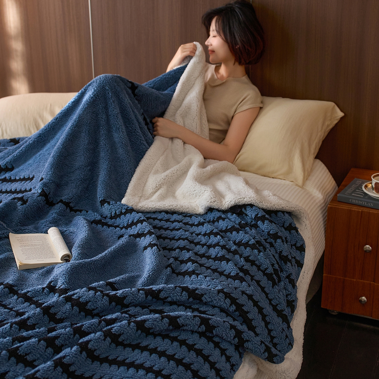 91家纺网 家纺一手货源 找家纺 安莱生活 2025新款阳离子羊羔绒200克毛毯--云杉系列 云杉-莱茵