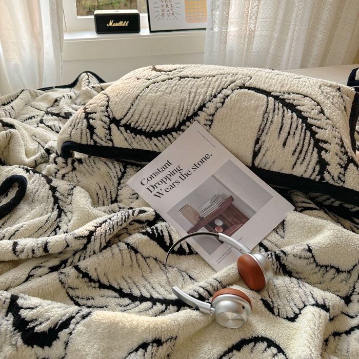 91家纺网 家纺一手货源 找家纺 春光里 2025新款双面阳离子毛毯 春和