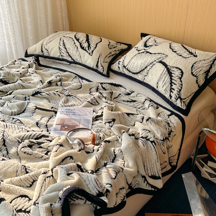 91家纺网 家纺一手货源 找家纺 春光里 2025新款双面阳离子毛毯 春和