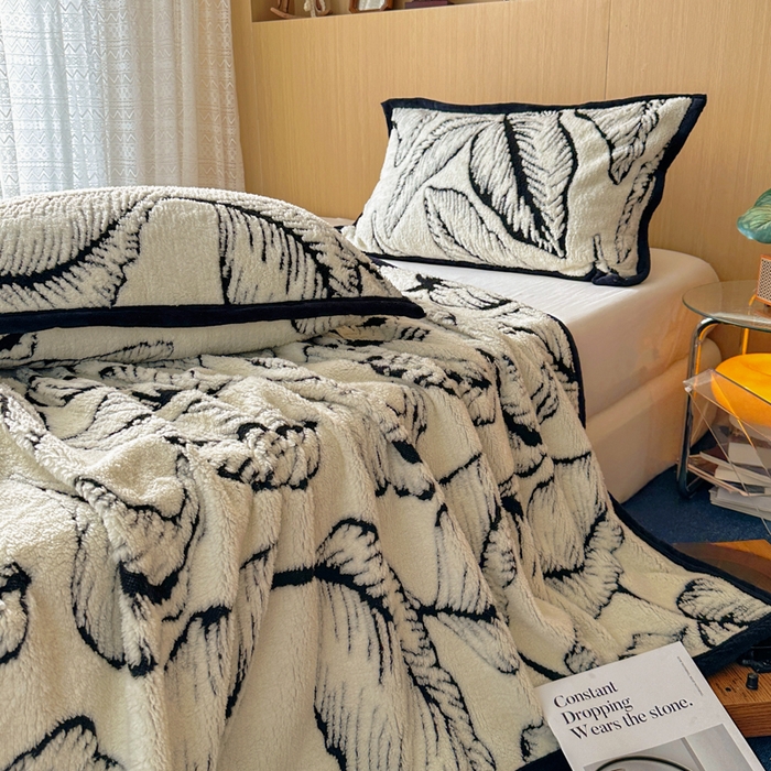 91家纺网 家纺一手货源 找家纺 春光里 2025新款双面阳离子毛毯 春和