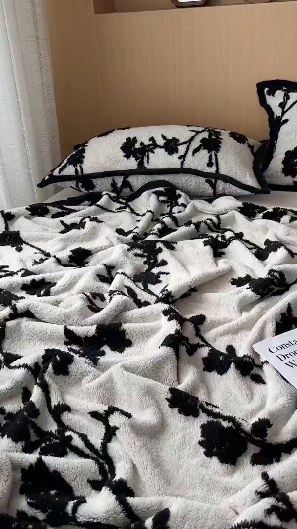 91家纺网 家纺一手货源 找家纺 春光里 2025新款双面阳离子毛毯 秋意