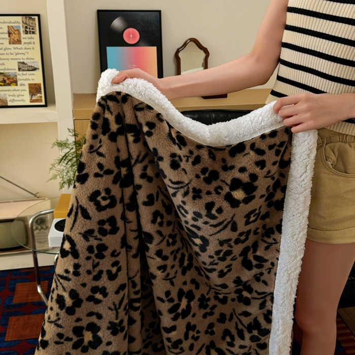 91家纺网 家纺一手货源 找家纺 （总）春光里 2025新款兔毛羊羔绒收包边毛毯