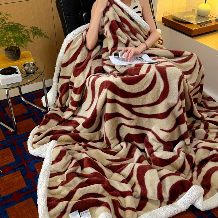 91家纺网 家纺一手货源 找家纺 春光里 2025新款兔毛羊羔绒收包边毛毯 红丝绒