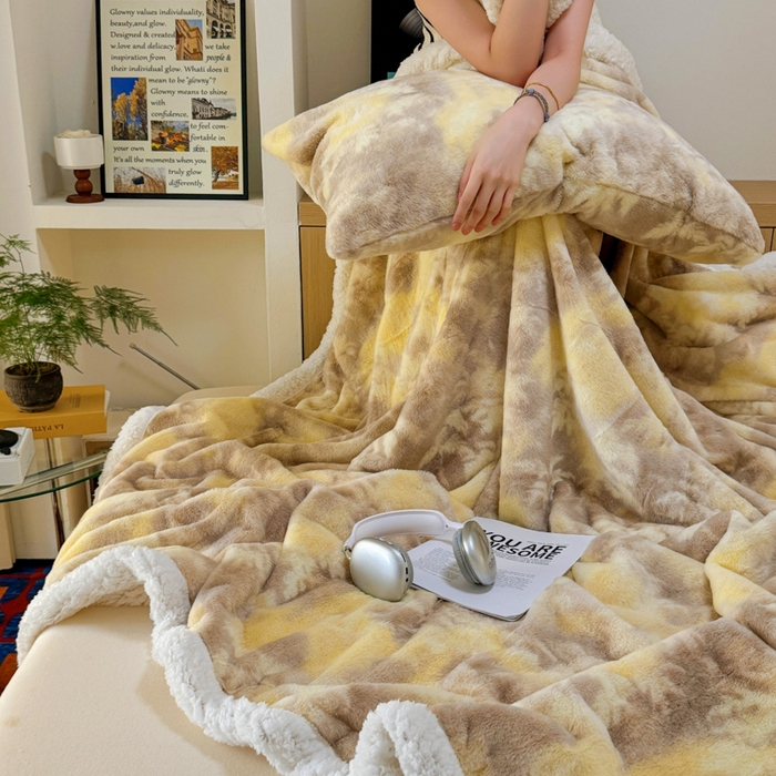 91家纺网 家纺一手货源 找家纺 春光里 2025新款兔毛羊羔绒收包边毛毯 暖阳