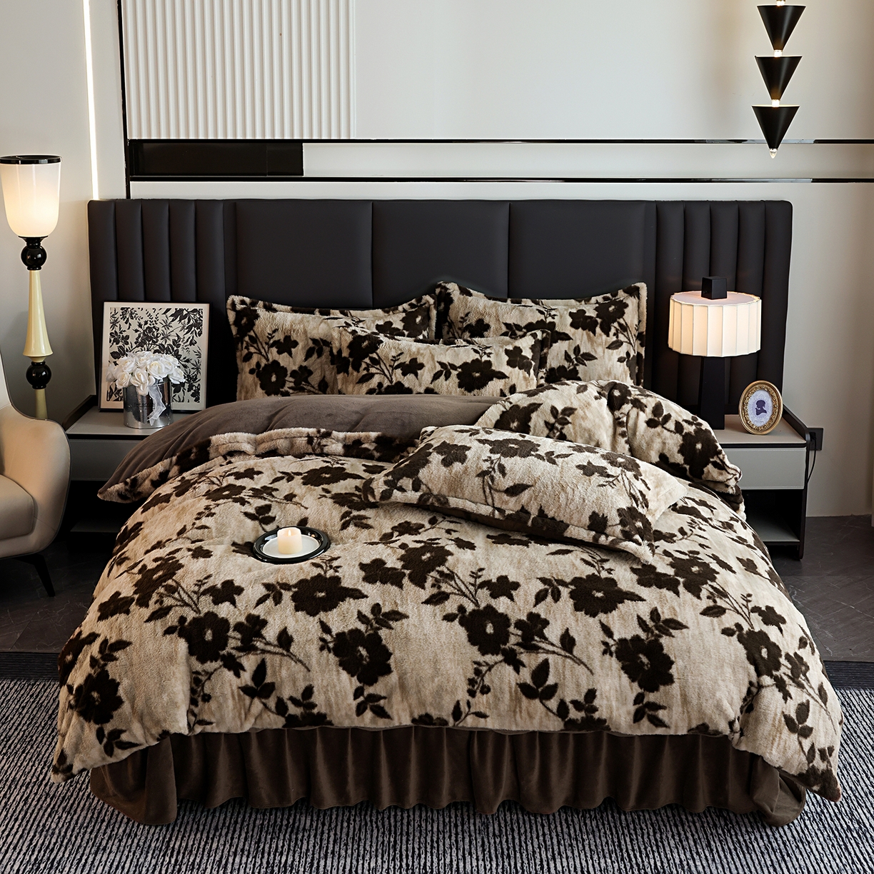 91家纺网 家纺一手货源 找家纺 提花大世界 2025新款轻奢法式加厚美拉德系列高克重兔绒牛奶绒床盖床单床笠款四件套 简爱-咖