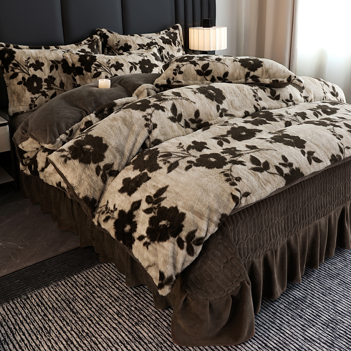 91家纺网 家纺一手货源 找家纺 提花大世界 2025新款轻奢法式加厚美拉德系列高克重兔绒牛奶绒床盖床单床笠款四件套 简爱-咖