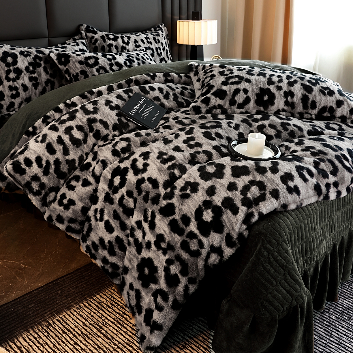 91家纺网 家纺一手货源 找家纺 提花大世界 2025新款轻奢法式加厚美拉德系列高克重兔绒牛奶绒床盖床单床笠款四件套 法式豹纹-灰