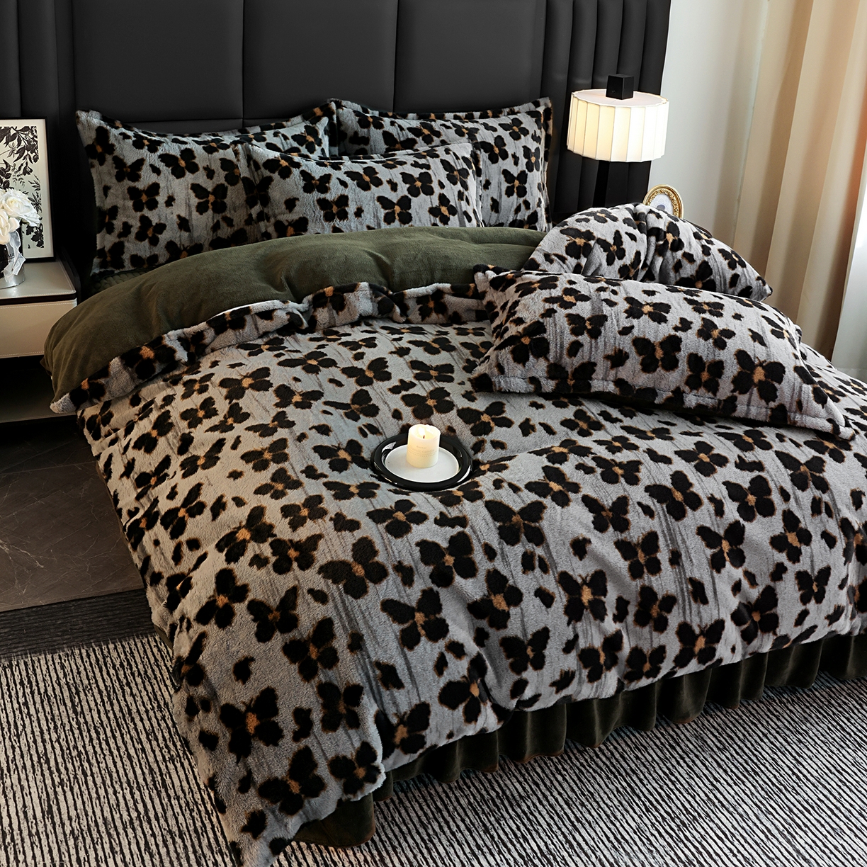 91家纺网 家纺一手货源 找家纺 提花大世界 2025新款轻奢法式加厚美拉德系列高克重兔绒牛奶绒床盖床单床笠款四件套 蝶豹-灰