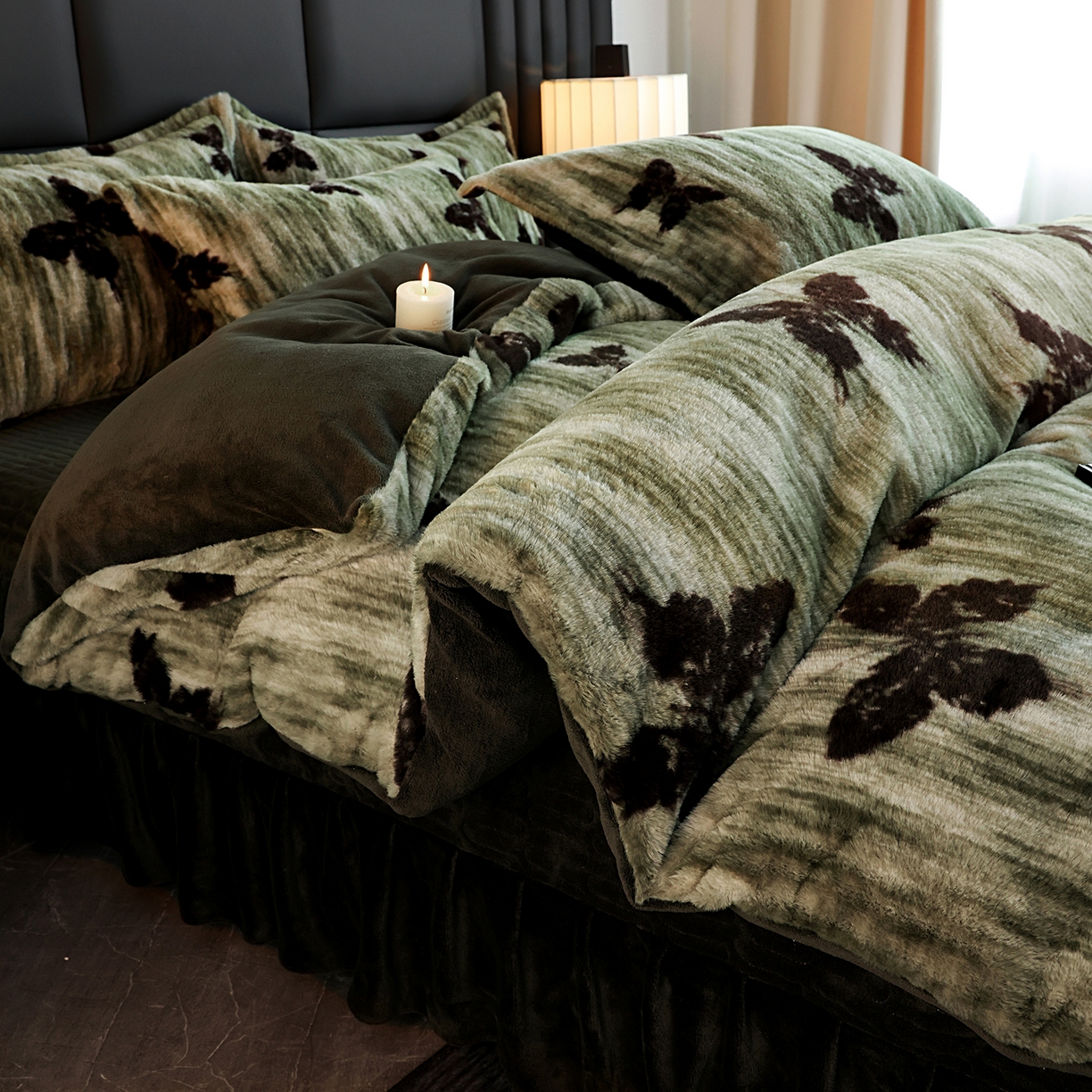 91家纺网 家纺一手货源 找家纺 提花大世界 2025新款轻奢法式加厚美拉德系列高克重兔绒牛奶绒床盖床单床笠款四件套 蝶舞-绿