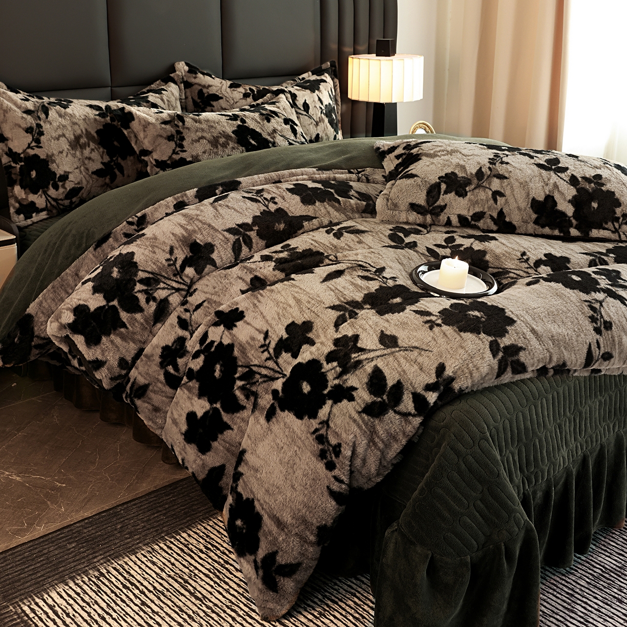 91家纺网 家纺一手货源 找家纺 提花大世界 2025新款轻奢法式加厚美拉德系列高克重兔绒牛奶绒床盖床单床笠款四件套 简爱-灰