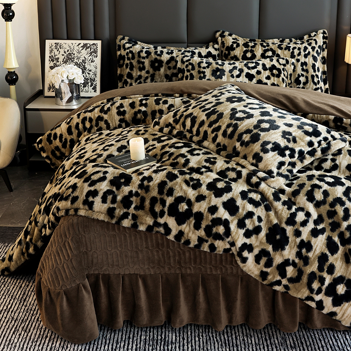 91家纺网 家纺一手货源 找家纺 提花大世界 2025新款轻奢法式加厚美拉德系列高克重兔绒牛奶绒床盖床单床笠款四件套 法式豹纹-咖